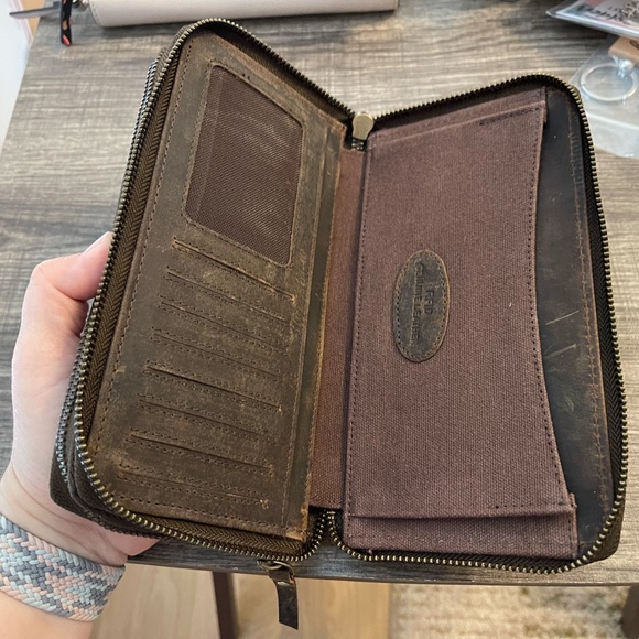 Rustic Vintage RFID Wallet - Picture 5 of 7